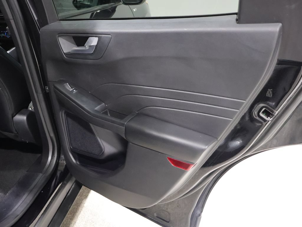 Used 2024 Ford Escape ST-Line AWD/4WD image 22