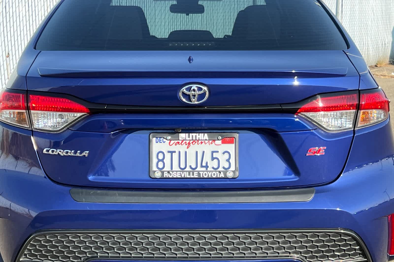 Used 2021 Toyota Corolla SE w/ SE Premium Package FWD image 22