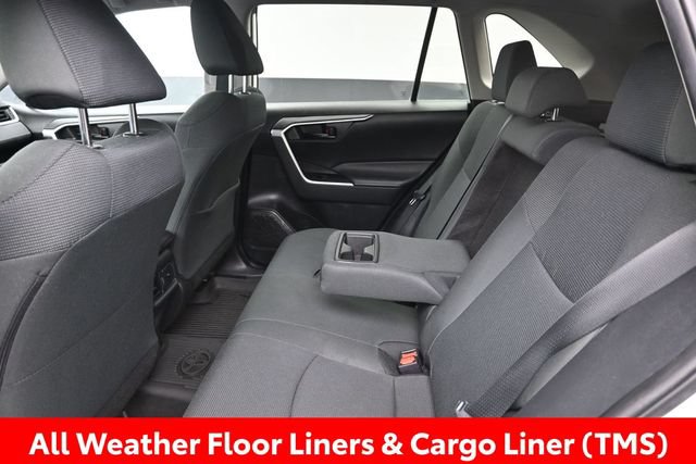 Used 2023 Toyota RAV4 LE AWD/4WD image 16