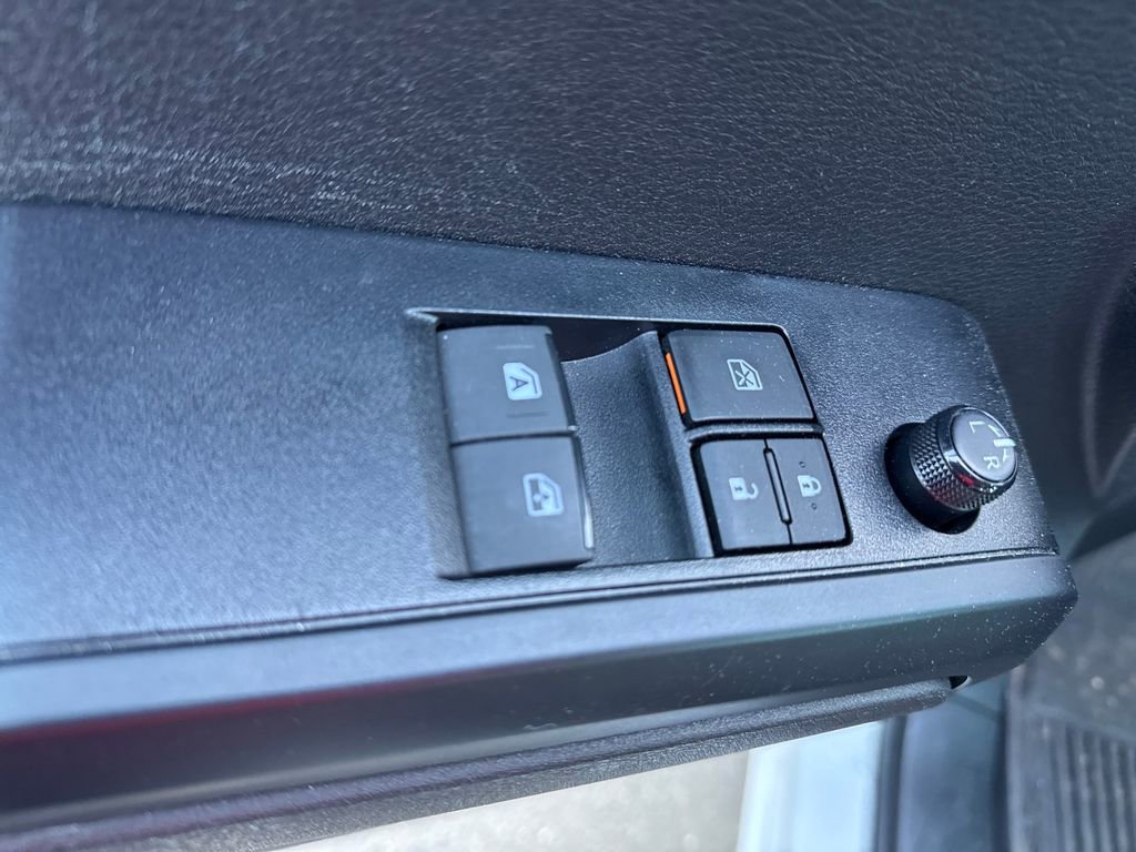 Used 2023 Toyota Tacoma SR RWD image 12
