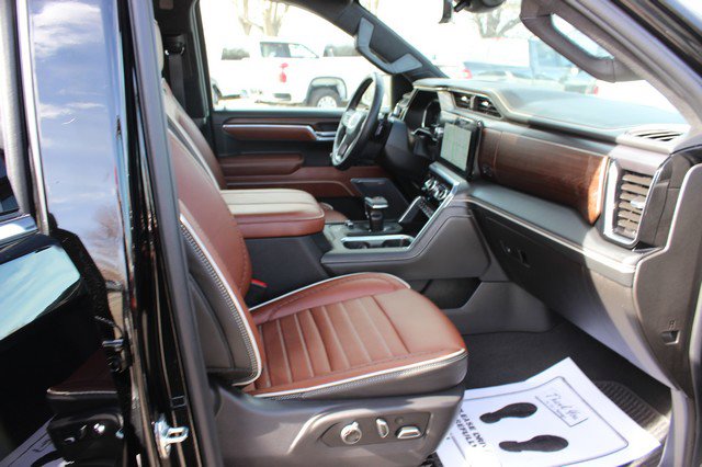 Used 2025 GMC Sierra 1500 Denali Ultimate AWD/4WD image 19