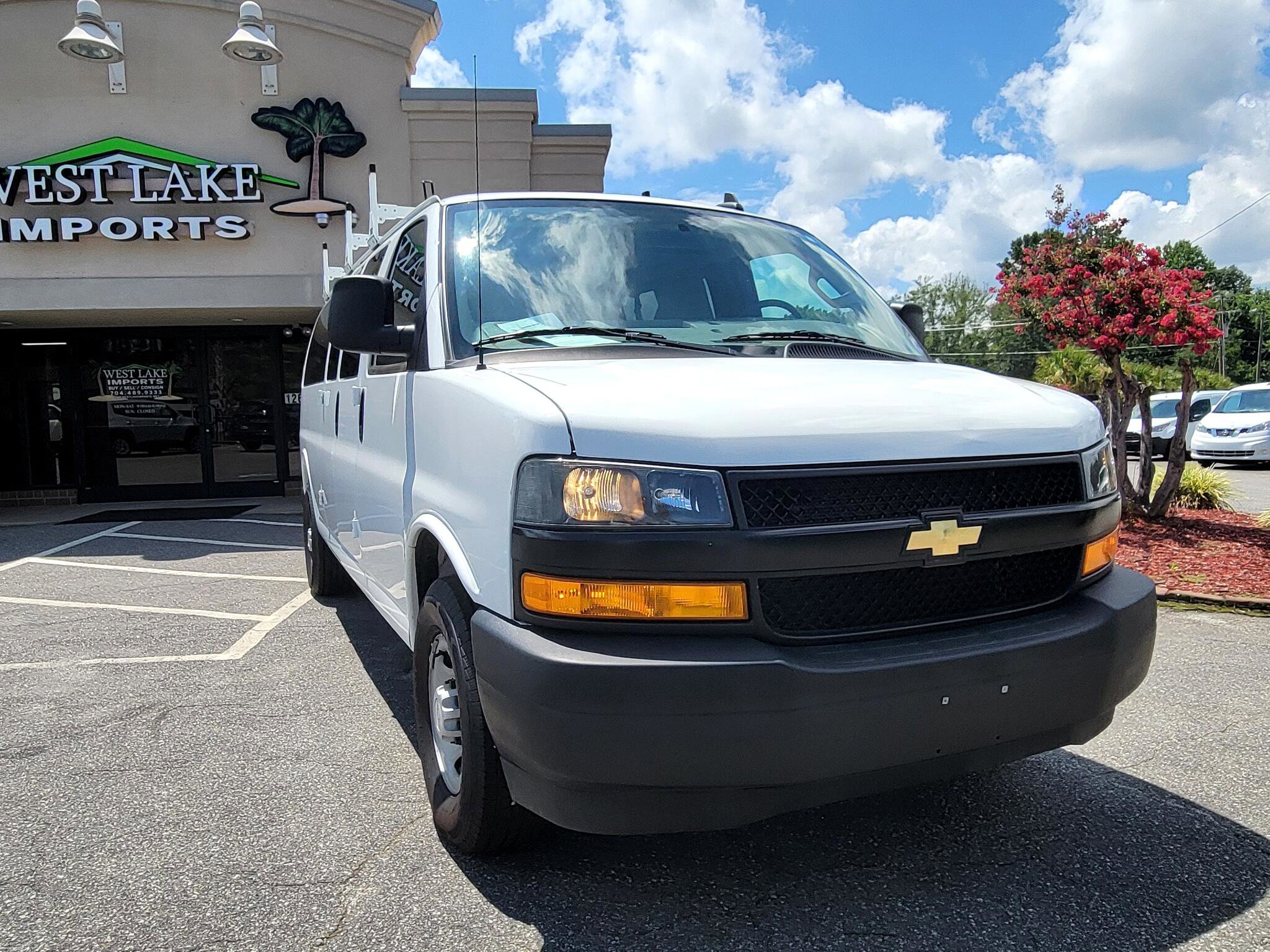 Used 2023 Chevrolet Express 3500 LS image 3