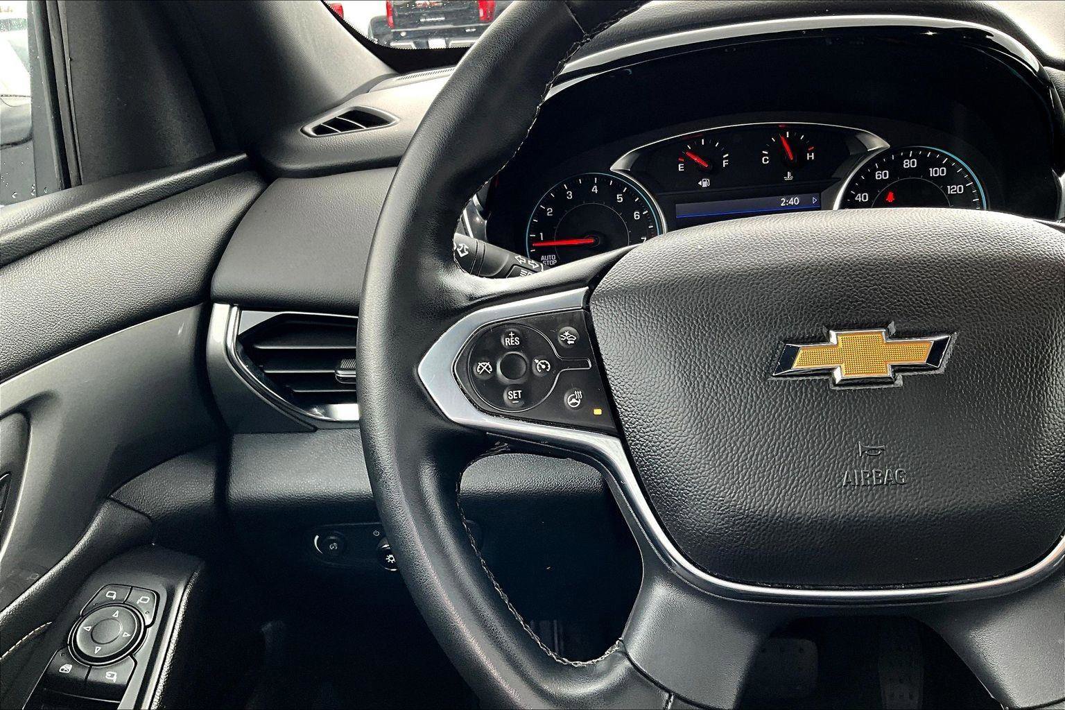 Used 2023 Chevrolet Traverse LT w/ LT Premium Package image 18