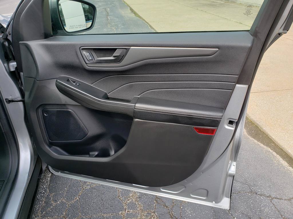 Used 2024 Ford Escape Active AWD/4WD image 21