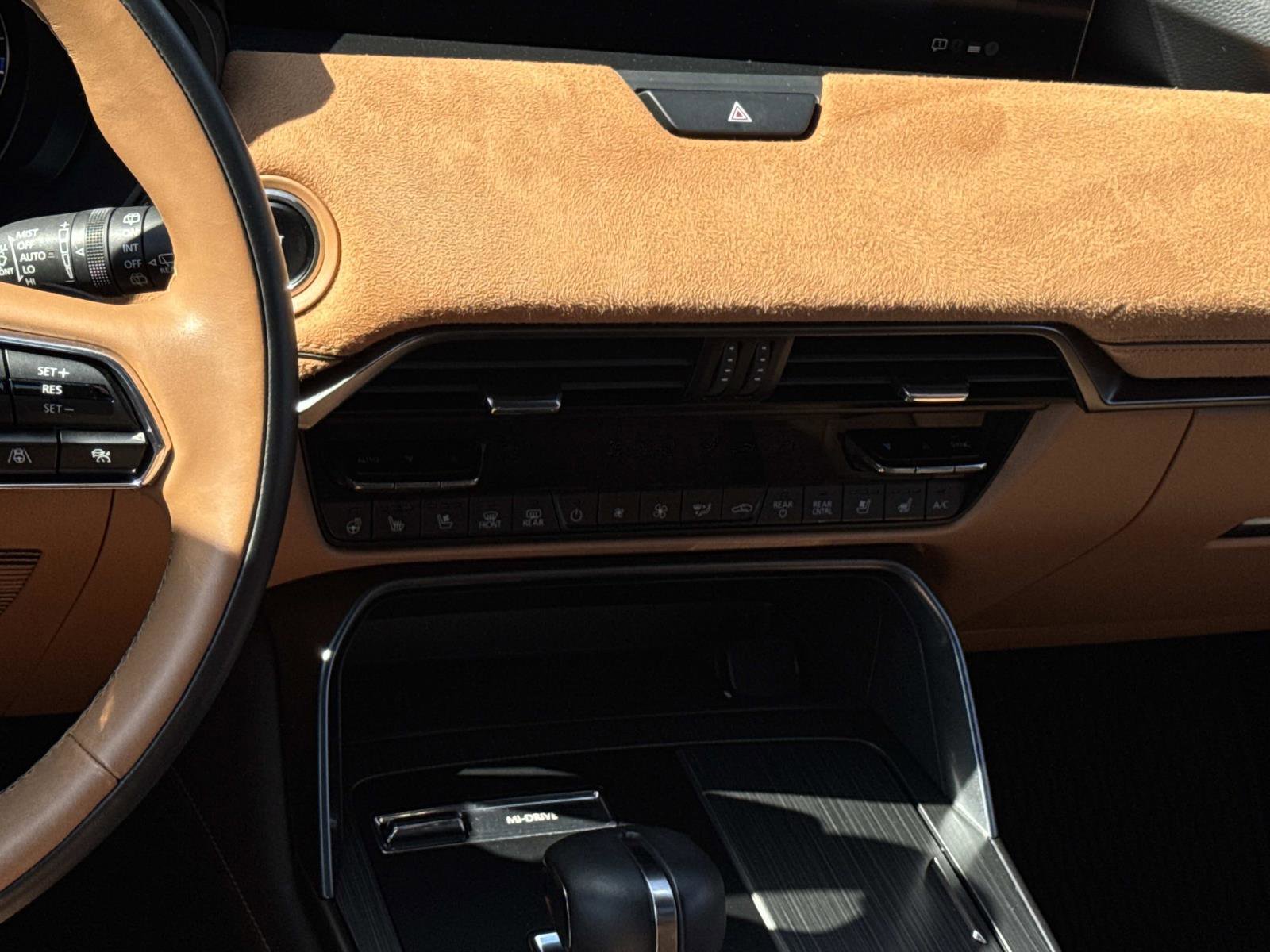 Used 2024 MAZDA CX-90 3.3 Turbo S w/ Premium Plus image 4