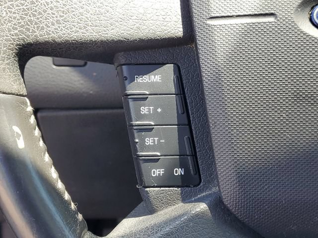 Used 2010 Ford Edge Limited FWD image 18