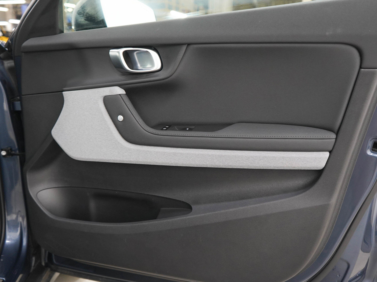Used 2023 Polestar Polestar 2 w/ Pilot Pack AWD/4WD image 9