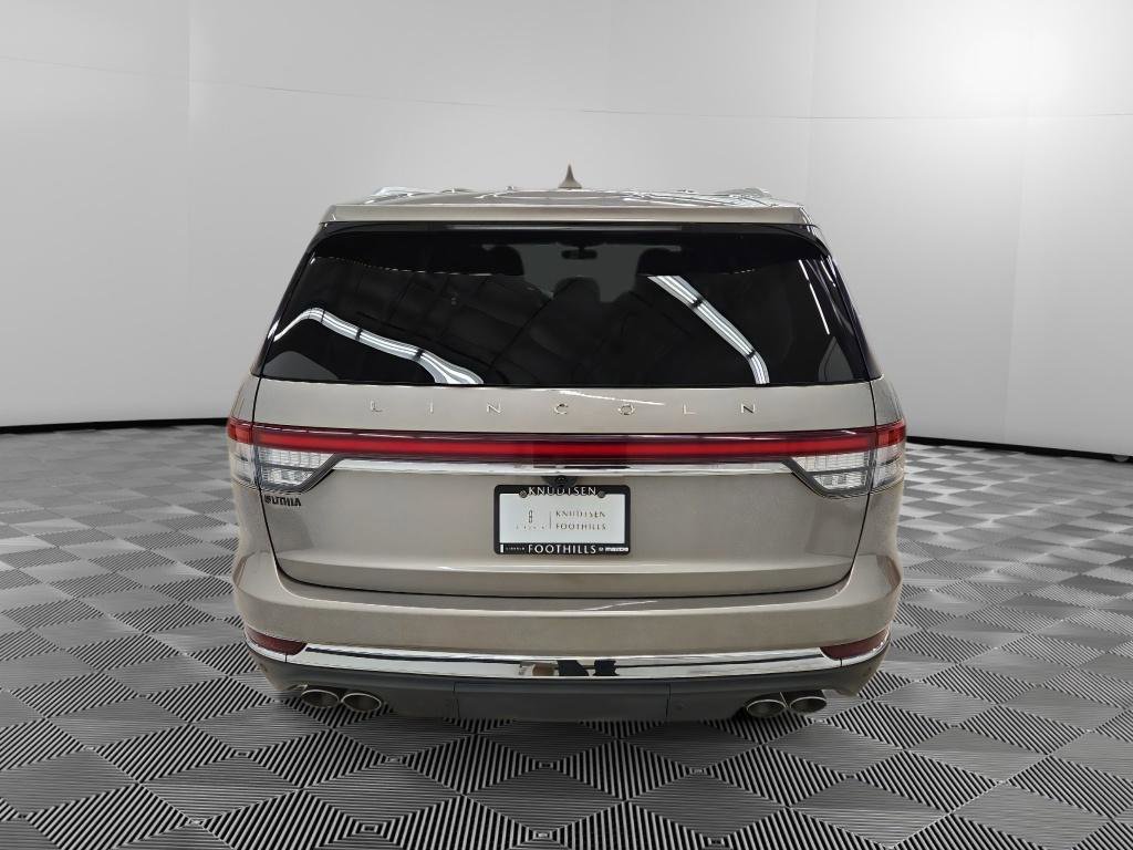 Used 2020 Lincoln Aviator Reserve w/ Equipment Group 201A image 6
