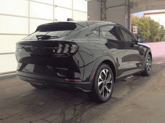 Used 2025 Ford Mustang Mach-E Select w/ Comfort Package Lite AWD/4WD image 5
