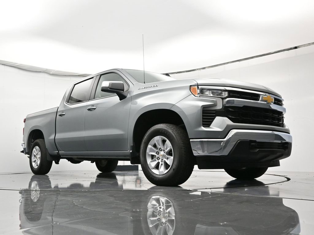 Used 2025 Chevrolet Silverado 1500 LT image 43