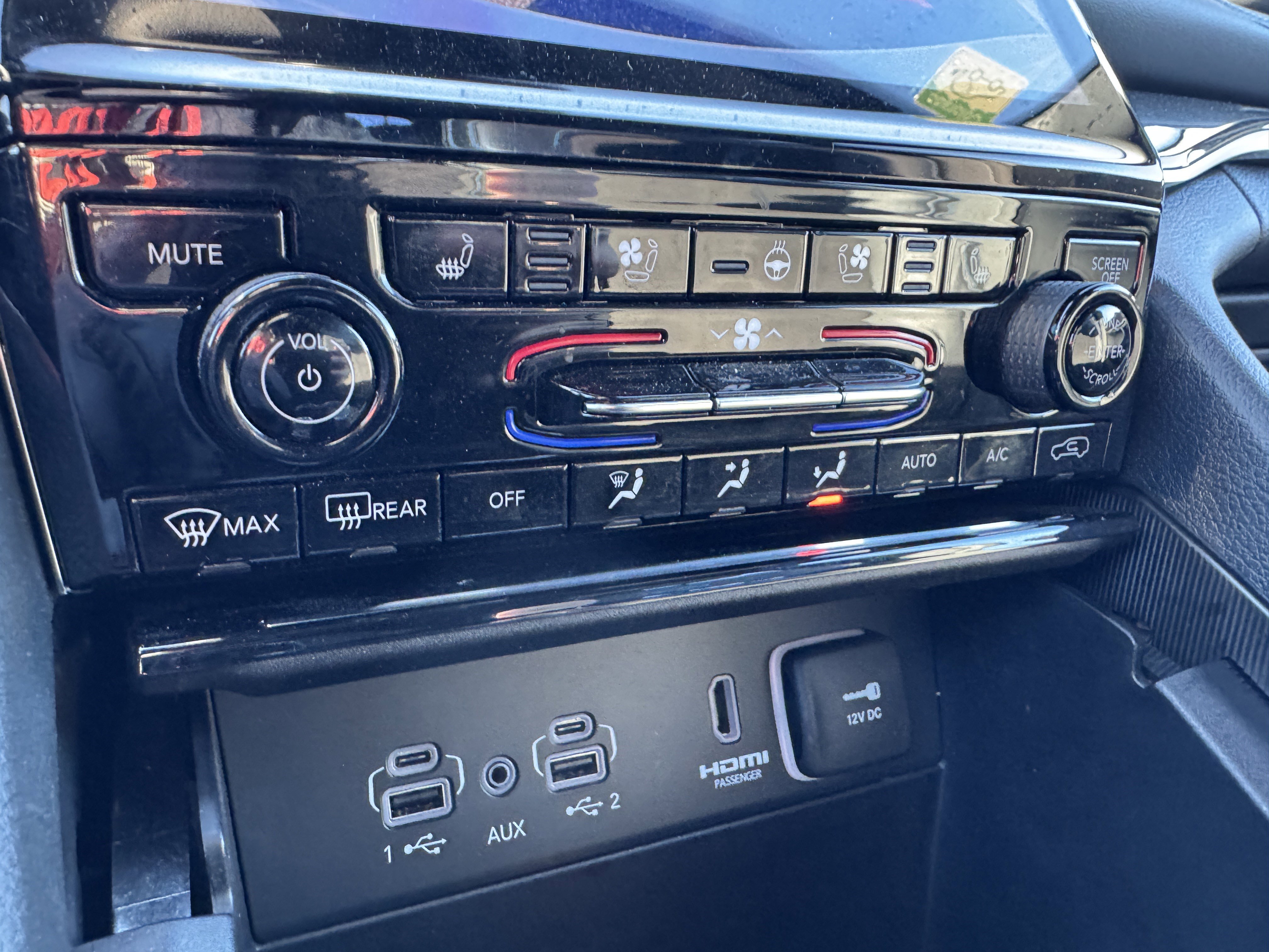 Used 2024 Jeep Grand Cherokee Trailhawk image 27