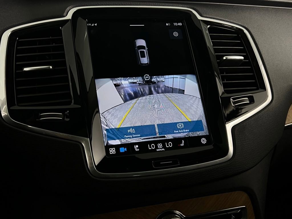 Used 2025 Volvo XC90 B6 Plus image 19