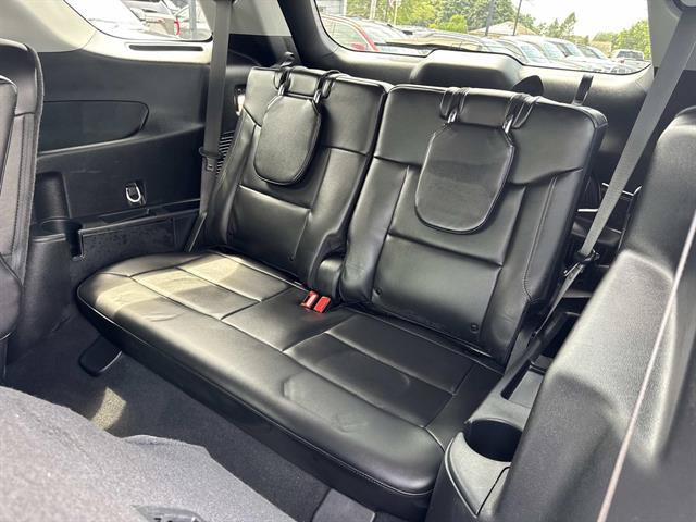 Used 2023 Ford Explorer XLT w/ Equipment Group 202A AWD/4WD image 10