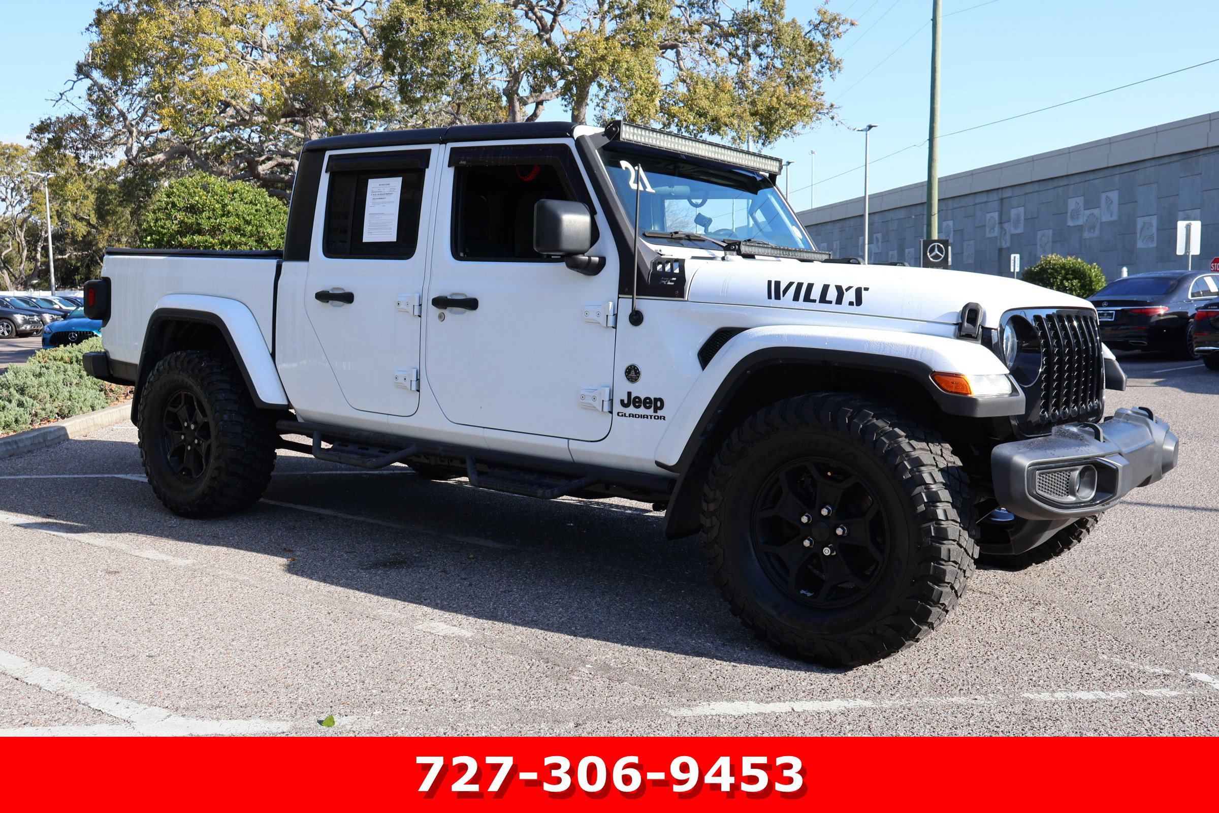 Used 2021 Jeep Gladiator Willys image 10