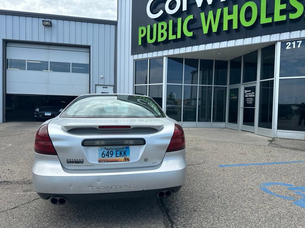 Used 2004 Pontiac Grand Prix GT w/ Drivers Package FWD image 8