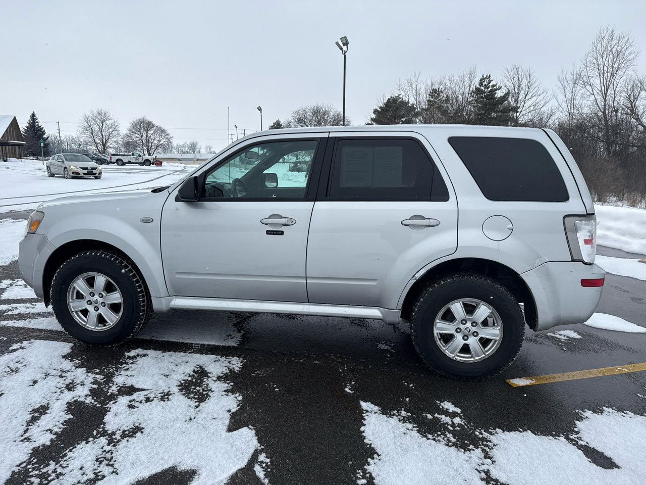 Used 2009 Mercury Mariner 2WD image 8