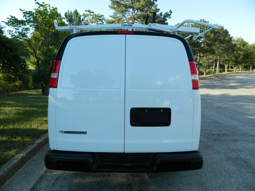 Used 2020 Chevrolet Express 2500 w/ Safety Package RWD image 8