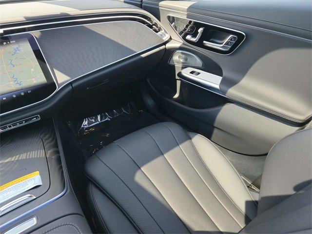 New 2025 Mercedes-Benz E 350 4MATIC Sedan image 12