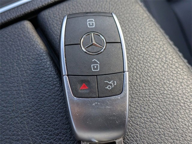 Used 2025 Mercedes-Benz GLB 250 image 24