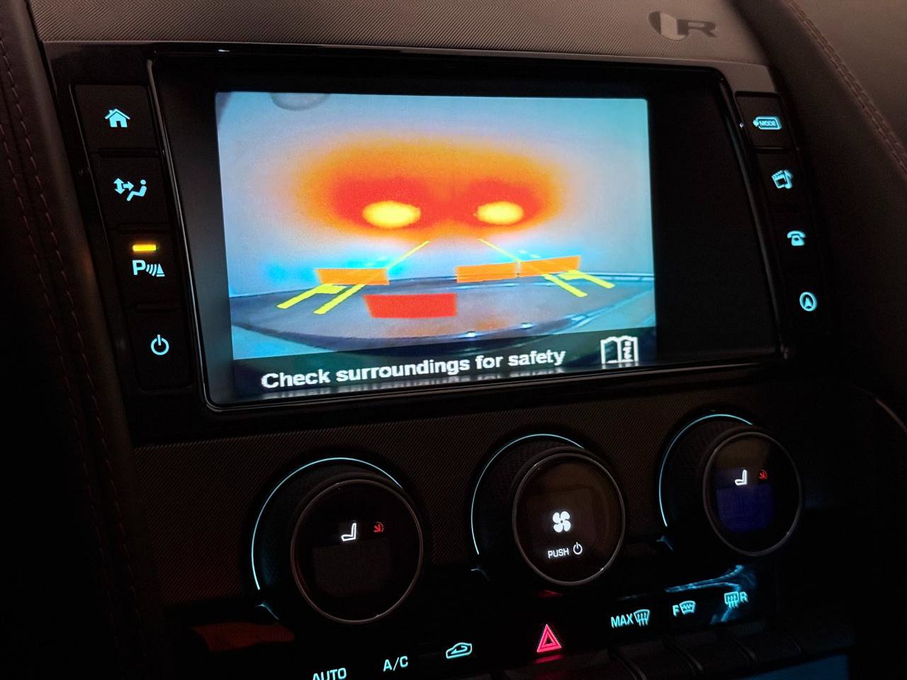 Used 2017 Jaguar F-TYPE R image 28