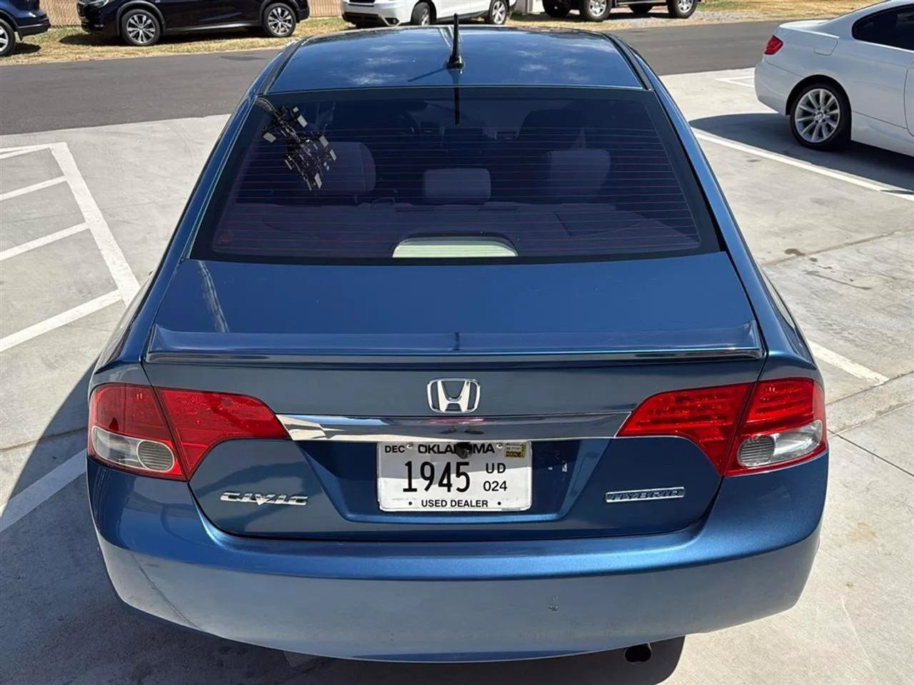 Used 2010 Honda Civic Hybrid Sedan image 12