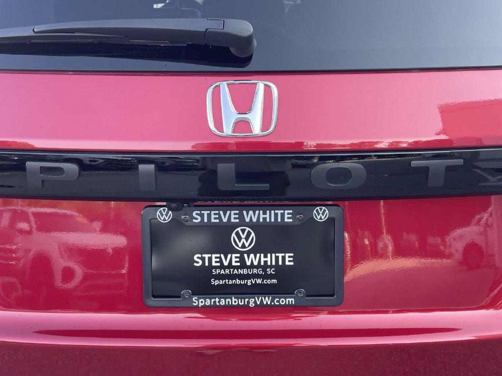 Used 2025 Honda Pilot EX-L image 8