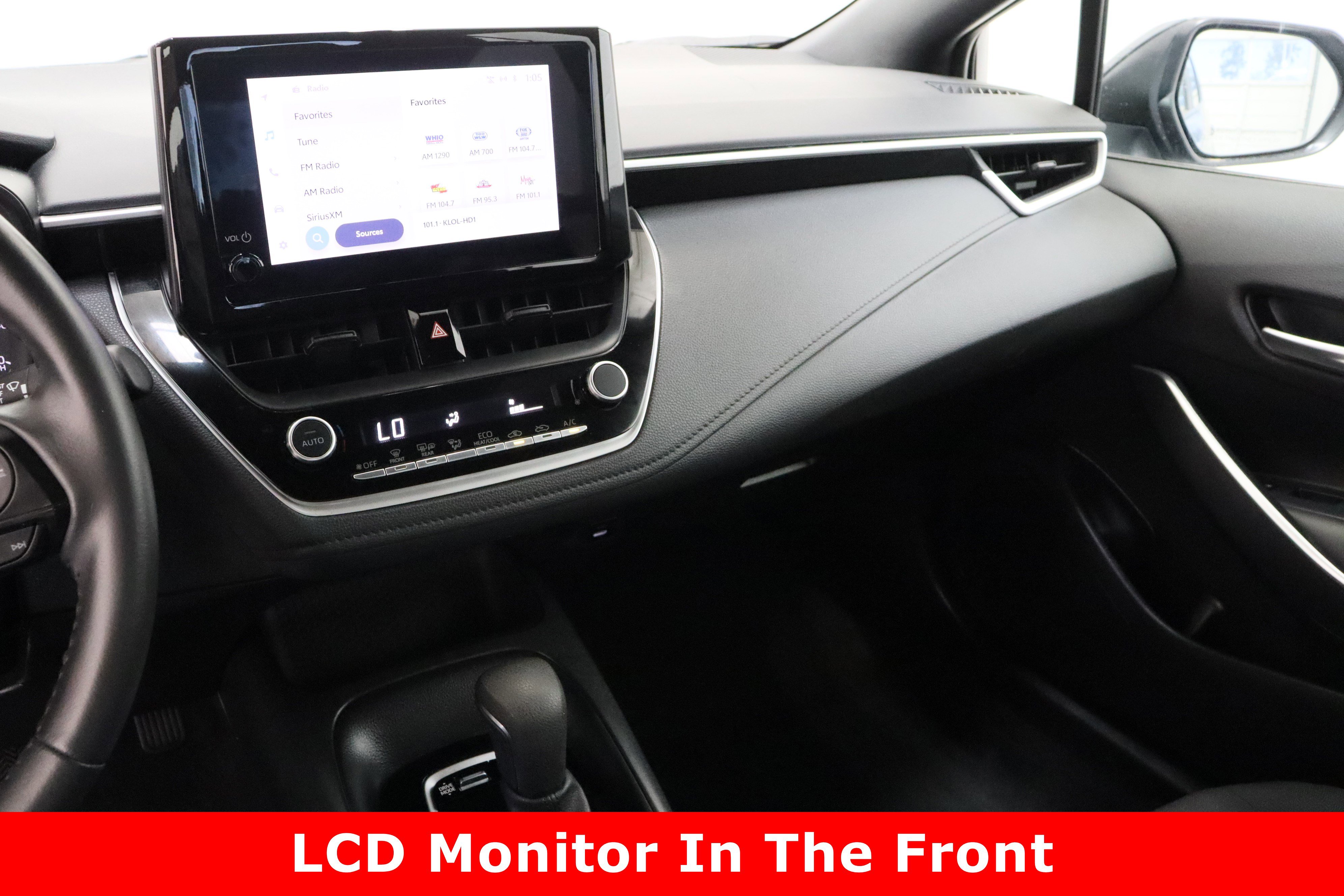 Used 2024 Toyota Corolla SE image 15