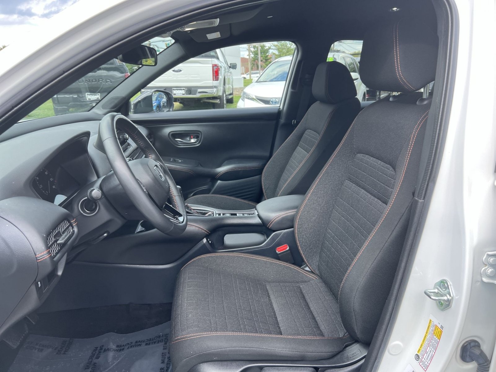 Used 2024 Honda HR-V Sport image 13