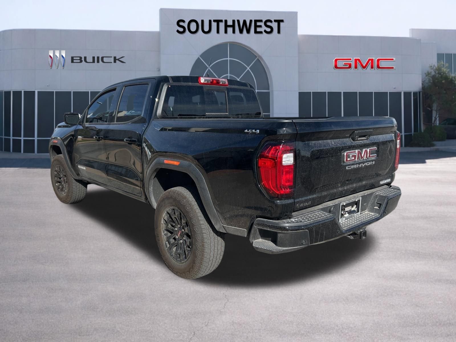 Used 2026 GMC Canyon Elevation w/ Convenience Package image 7