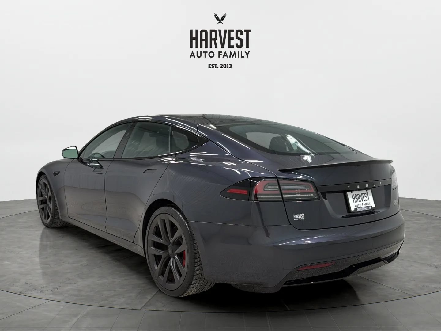 Used 2024 Tesla Model S Plaid AWD/4WD image 4