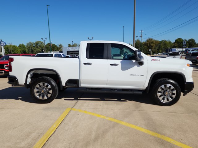 New 2026 Chevrolet Silverado 2500 Custom w/ Custom Value Package AWD/4WD image 8