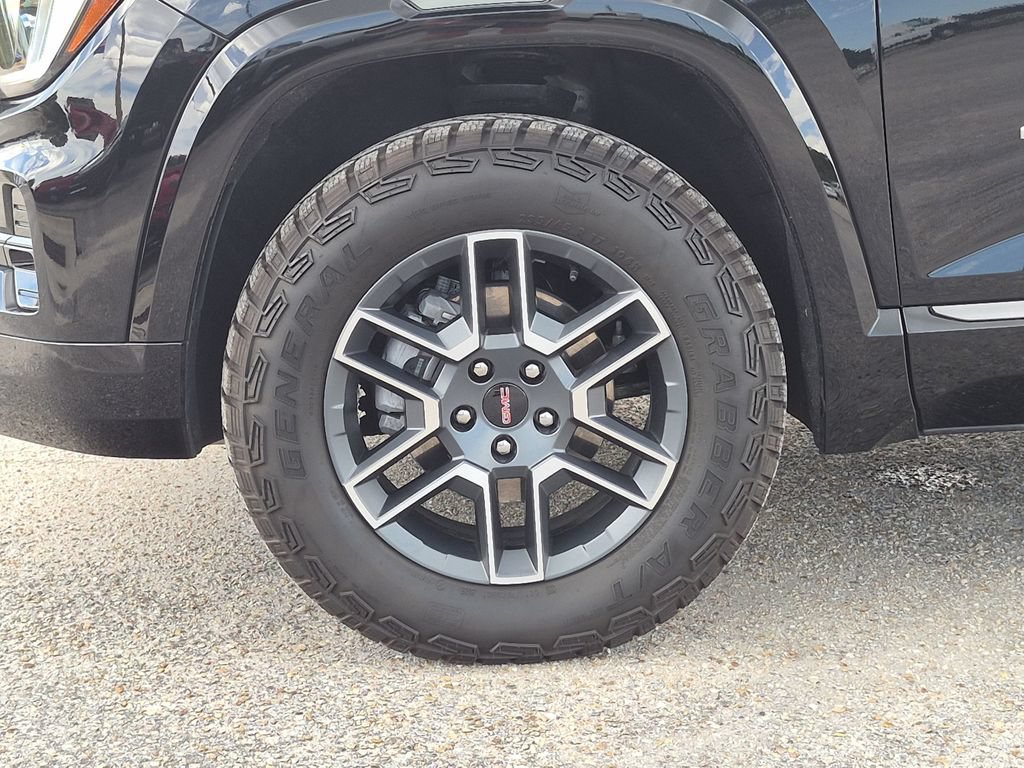 Used 2026 GMC Terrain AT4 w/ Technology Package II AWD/4WD image 12