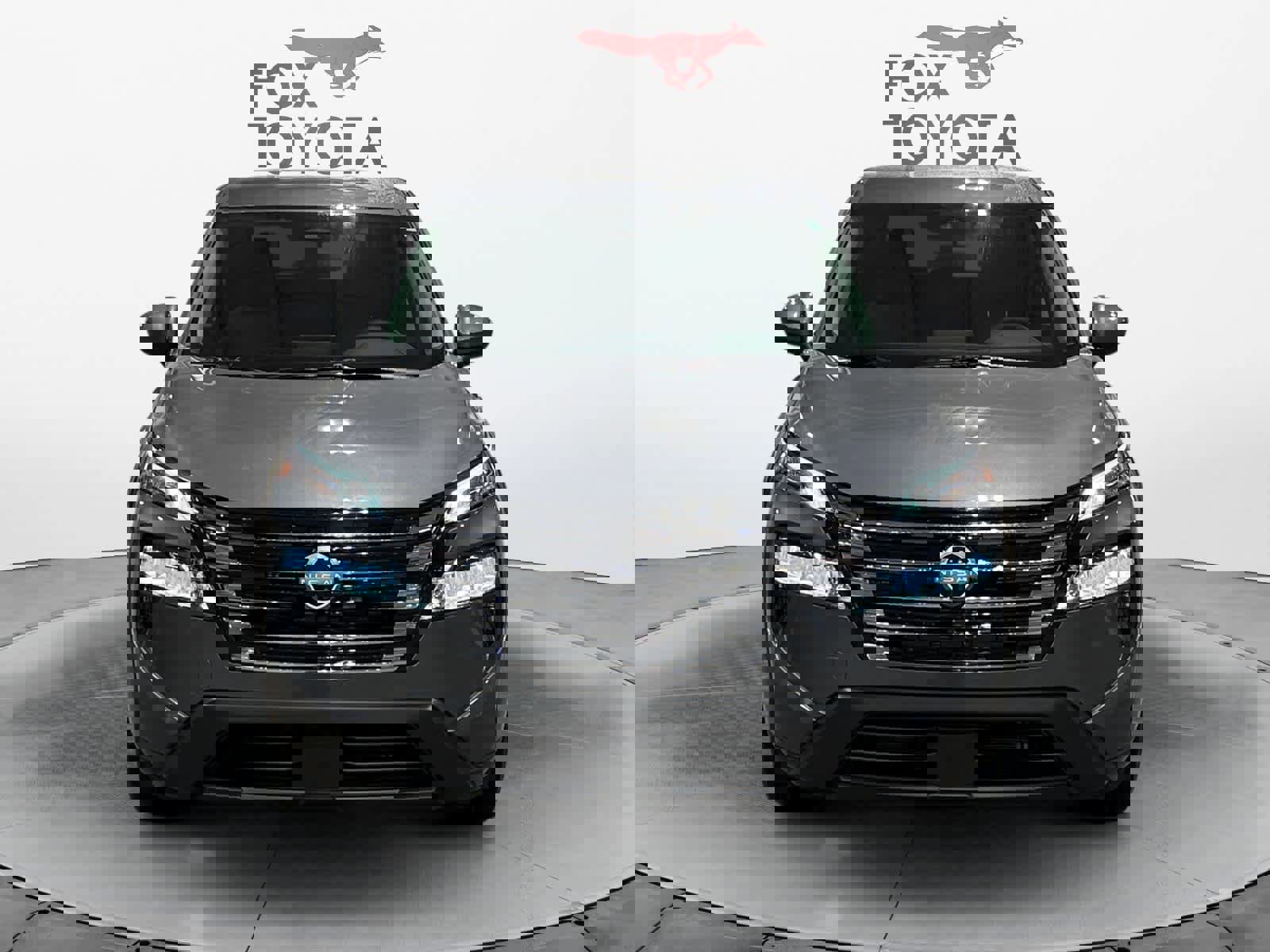 Used 2025 Nissan Rogue SV image 9