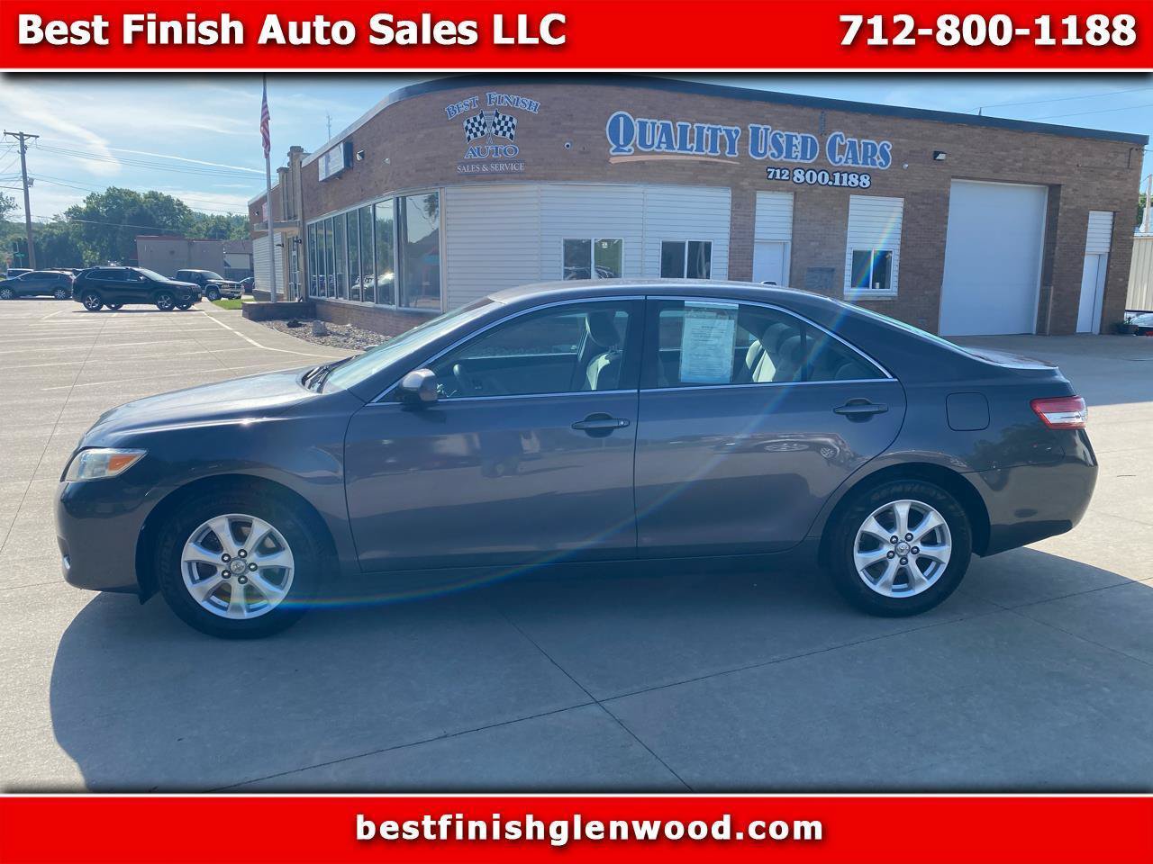 Used 2011 Toyota Camry LE w/ LE Extra-Value Pkg FWD image 1