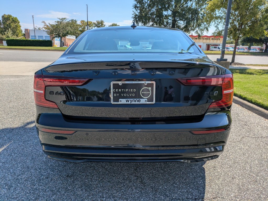 Certified 2024 Volvo S60 B5 Plus w/ Climate Package AWD/4WD image 5