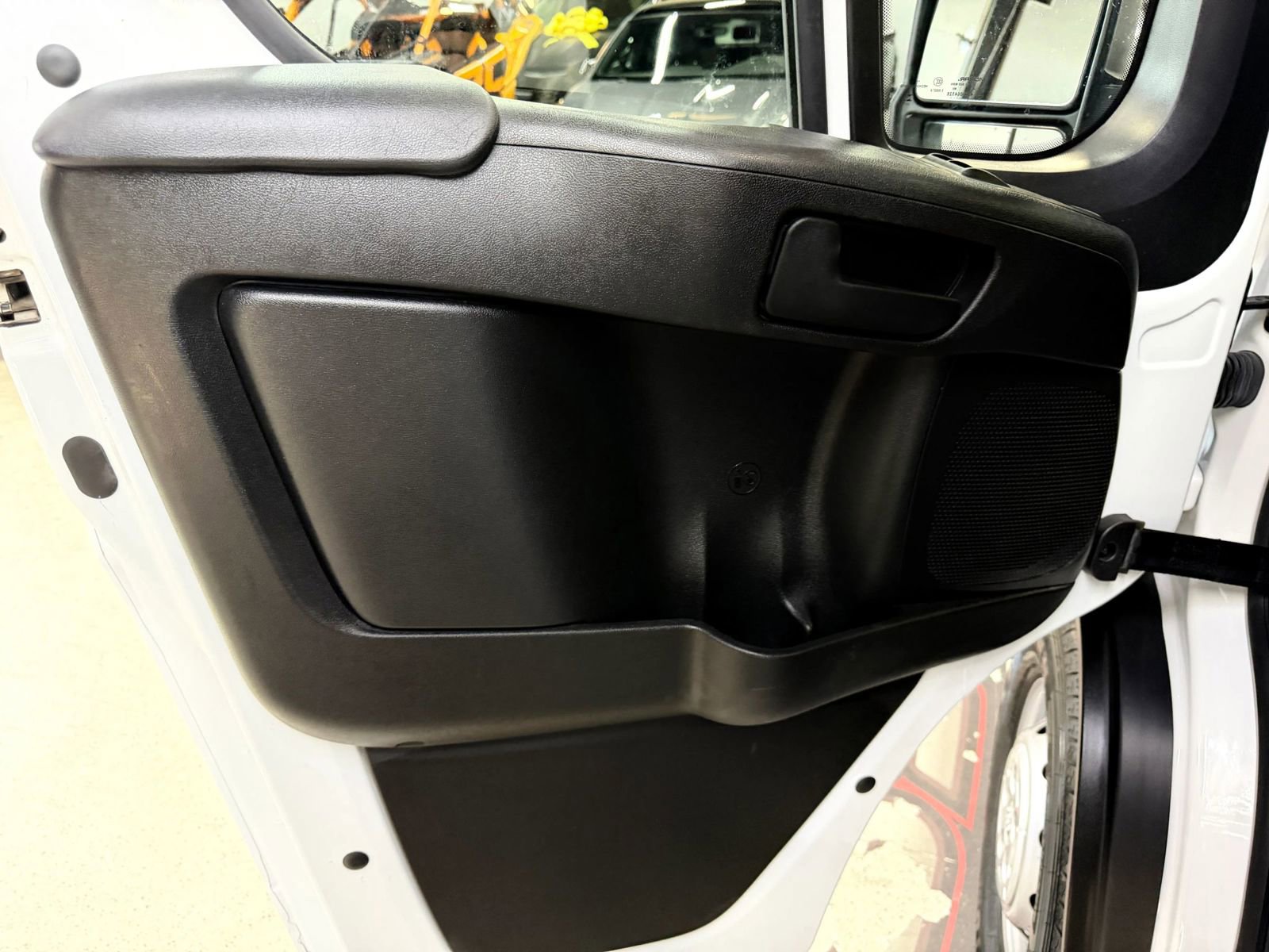 Used 2023 RAM ProMaster 2500 FWD image 28