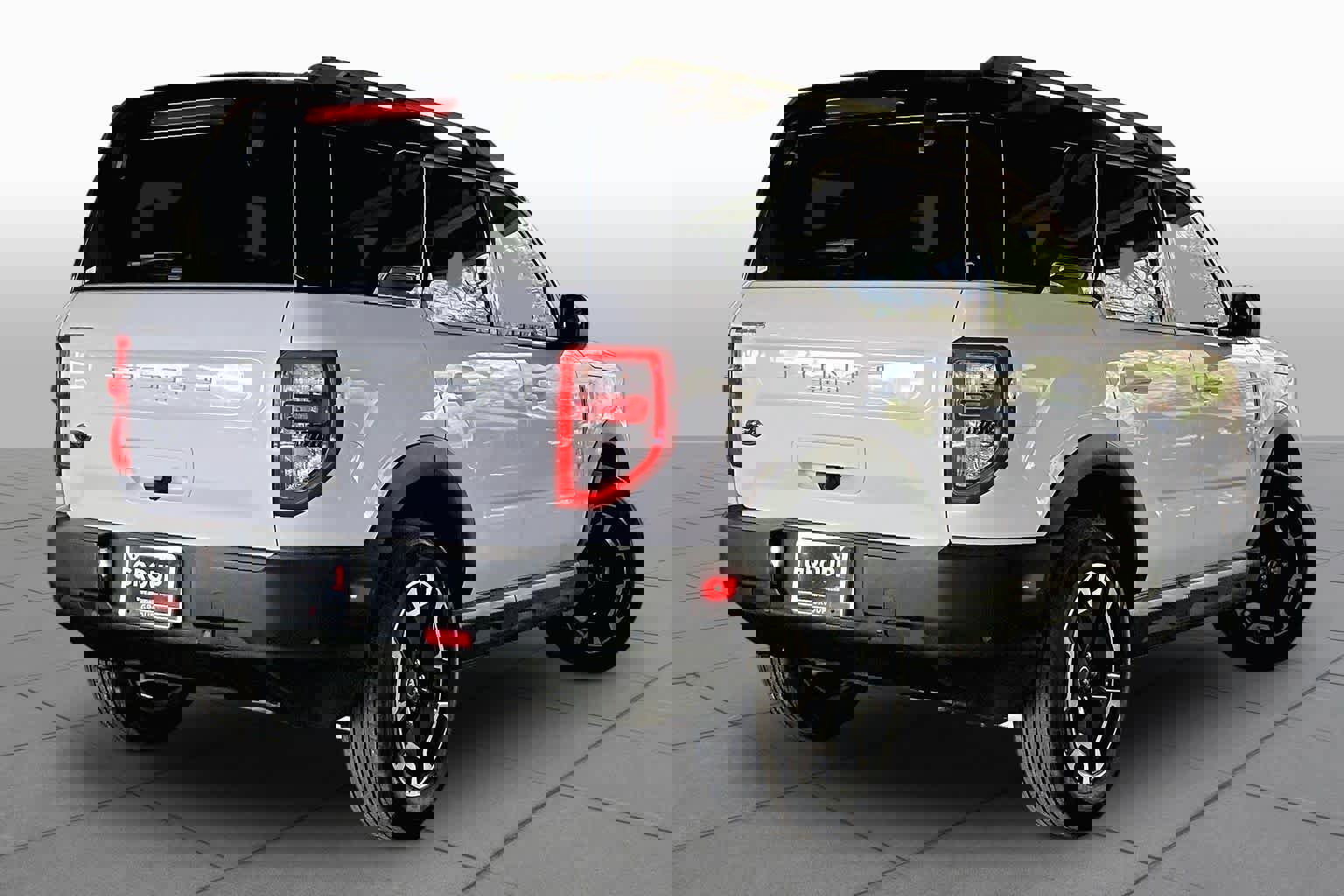 Used 2023 Ford Bronco Sport Outer Banks w/ Tech Package image 12