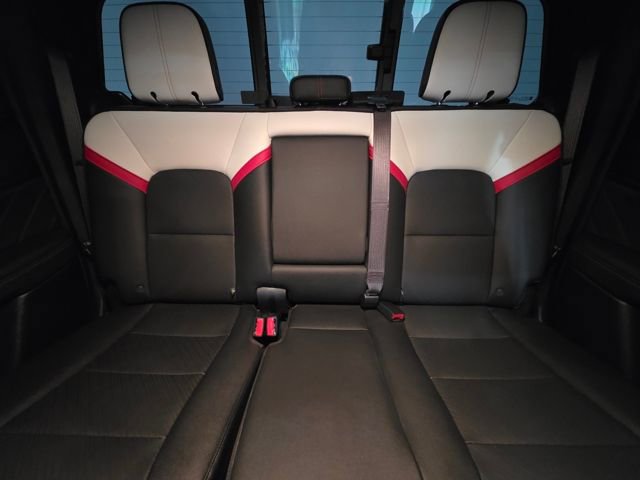 Used 2024 GMC Canyon AT4X image 15