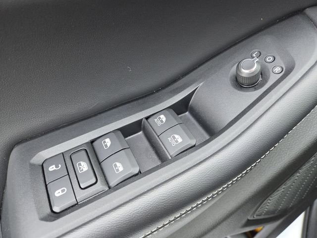 Used 2023 Jeep Grand Cherokee L Limited image 9