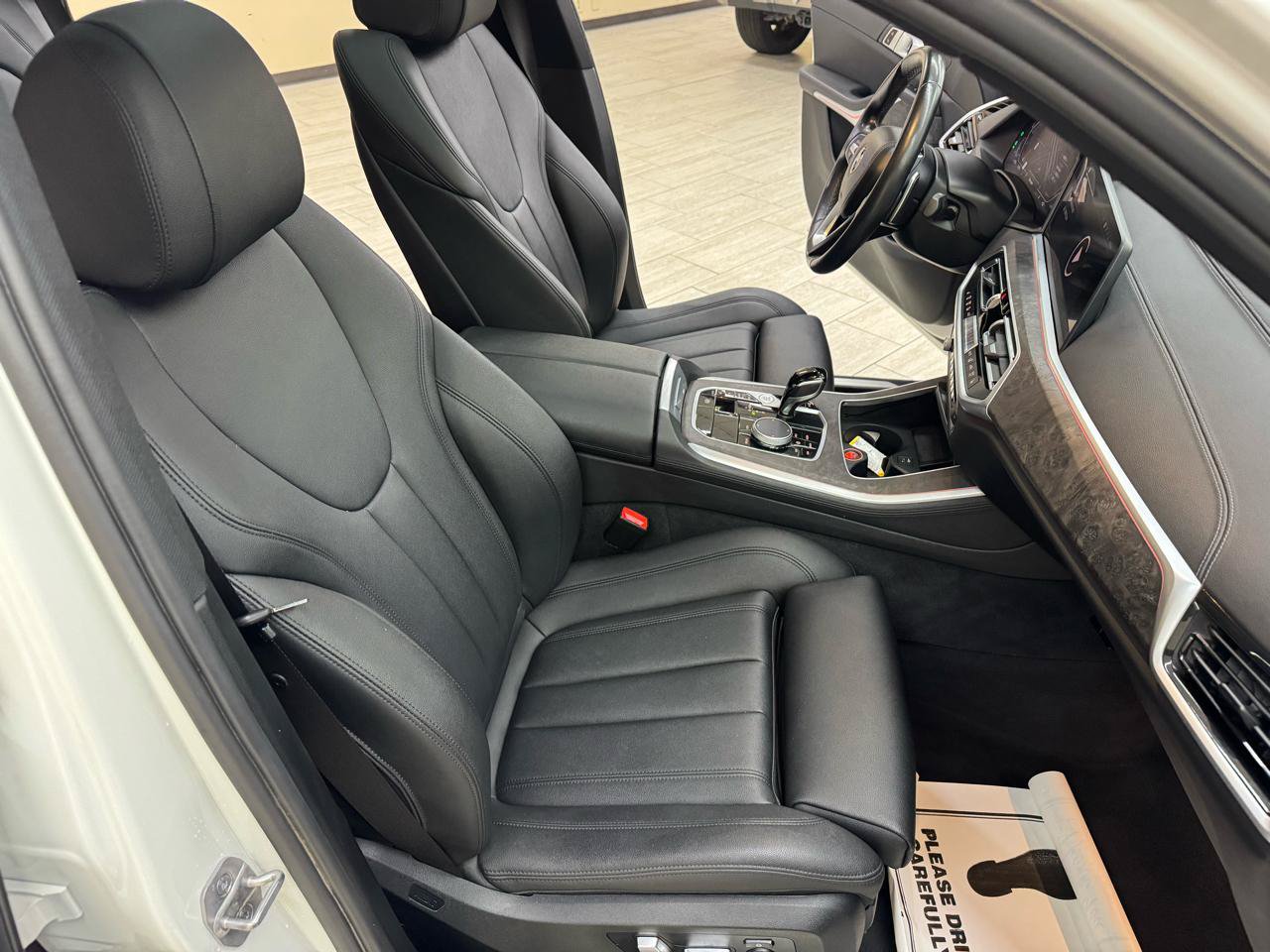Used 2022 BMW X5 xDrive40i AWD/4WD image 44