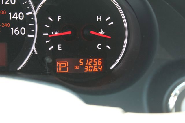 Used 2011 Nissan Altima 3.5 SR image 25