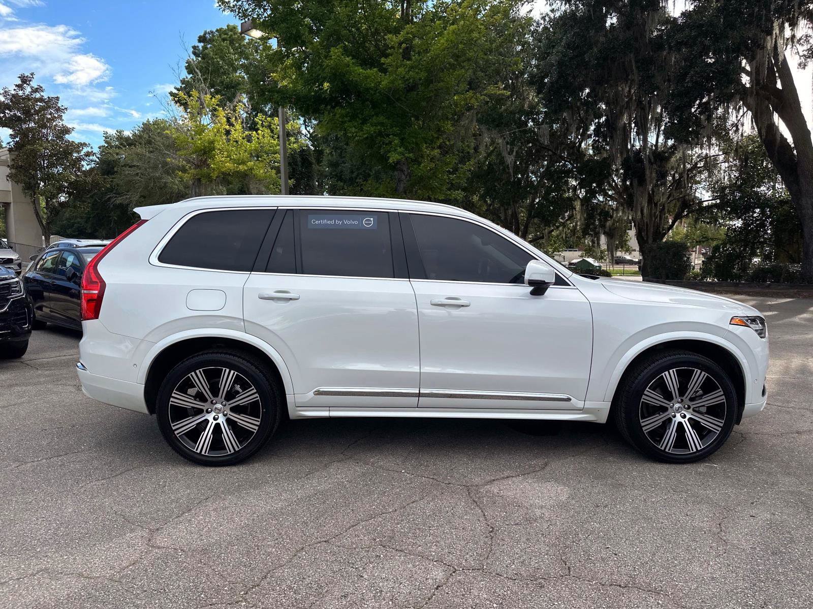 Certified 2023 Volvo XC90 B6 Ultimate w/ Protection Package Premier image 2