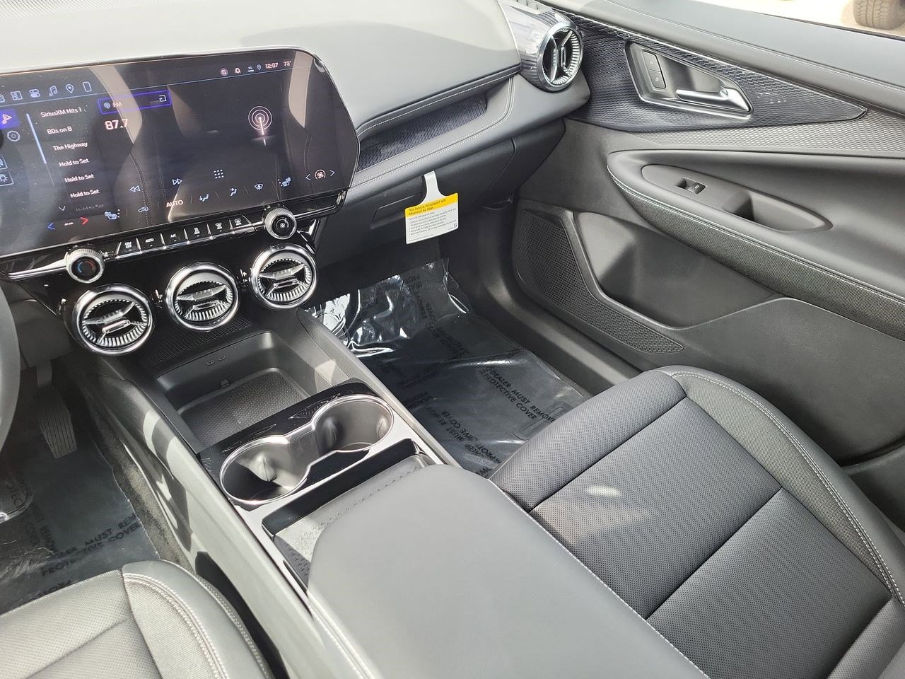 Used 2026 Chevrolet Blazer EV LT w/ LPO, Blackout Package image 11