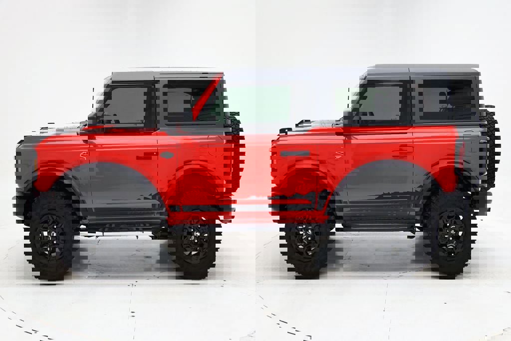 Used 2023 Ford Bronco Wildtrak image 6