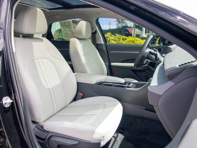 Certified 2024 Hyundai Sonata SEL w/ Convenience Package FWD image 18