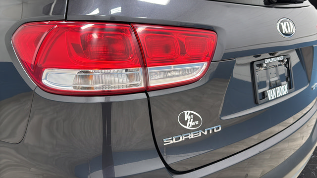 Used 2016 Kia Sorento EX w/ EX Premium Package AWD/4WD image 35