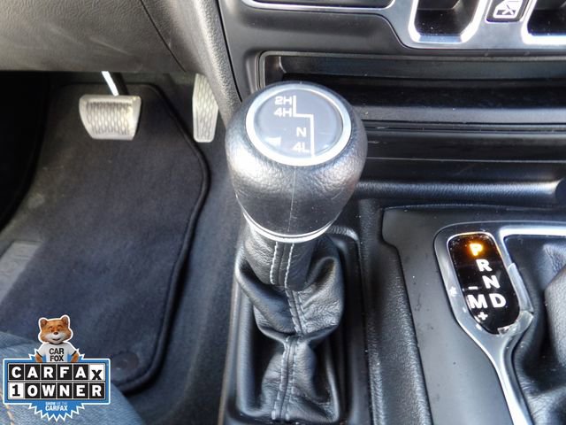 Used 2024 Jeep Wrangler Sahara image 27