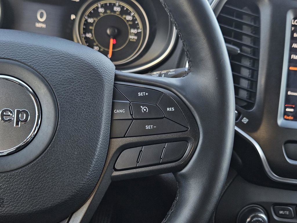 Used 2019 Jeep Cherokee Trailhawk w/ Comfort/Convenience Group image 17