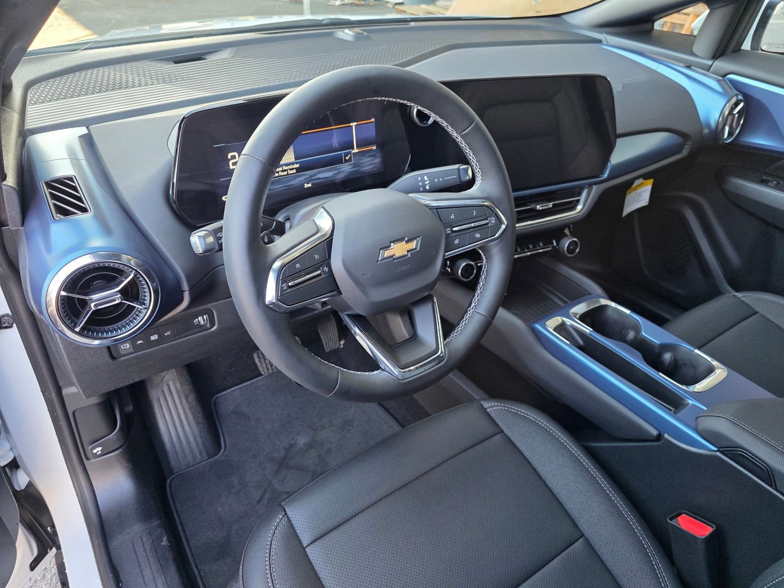 New 2026 Chevrolet Equinox EV LT image 23