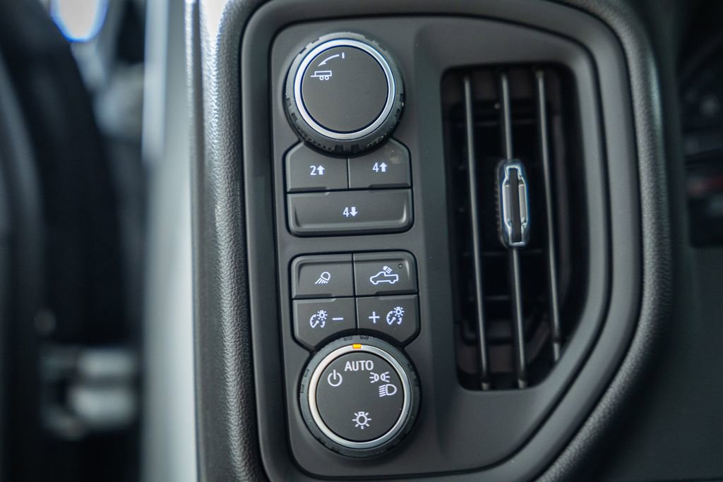 New 2026 Chevrolet Silverado 2500 Custom w/ Custom Value Package image 47
